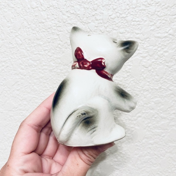 Vintage lucky cat ceramic white kitty cat figurine Japan Shaker - Picture 6 of 11